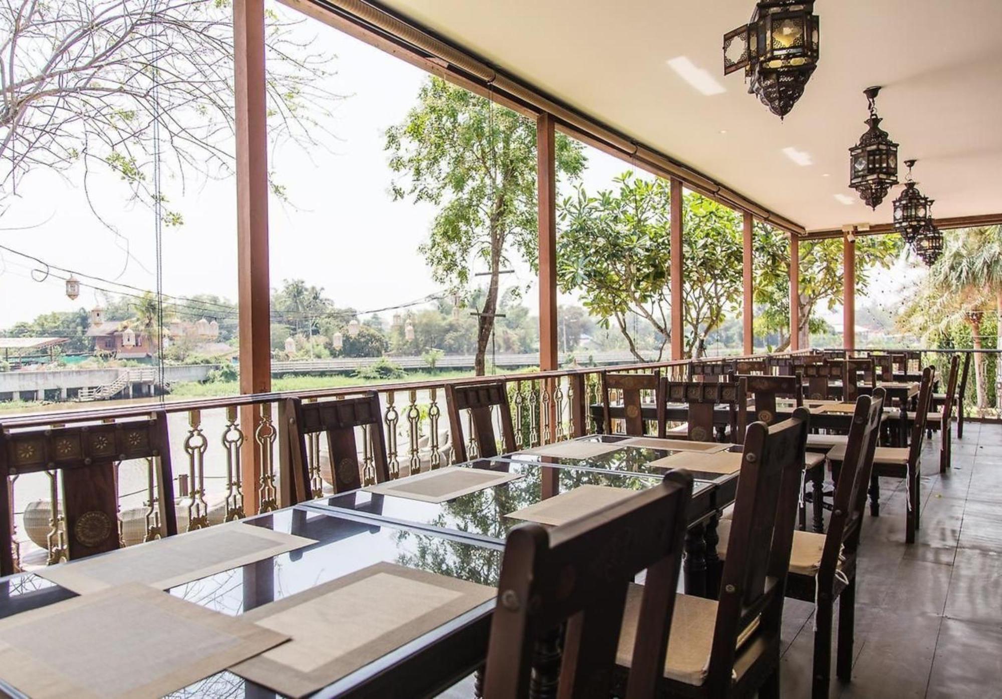 Sheik Istana Hotel Chiangmal 치앙마이 외부 사진