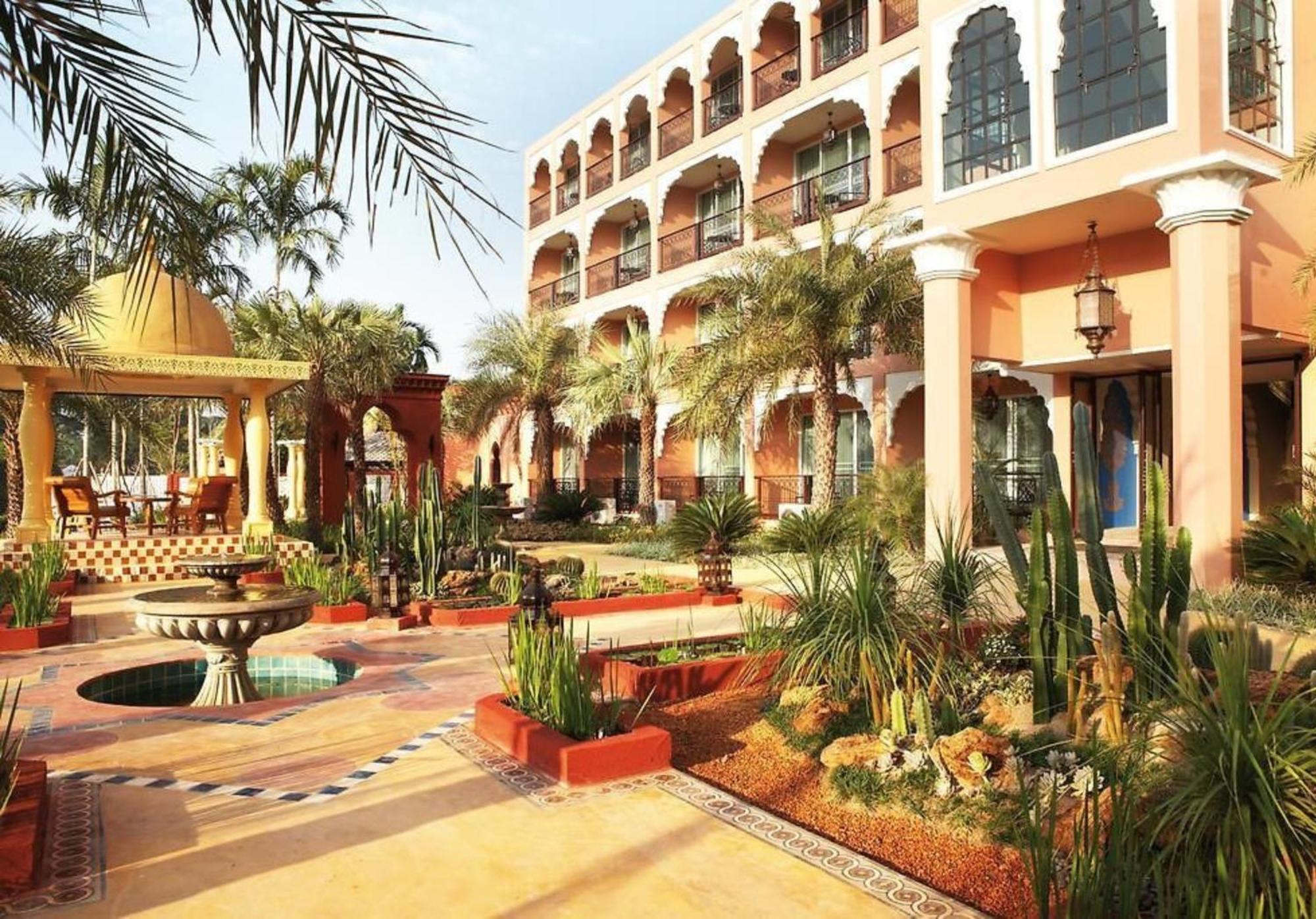 Sheik Istana Hotel Chiangmal 치앙마이 외부 사진