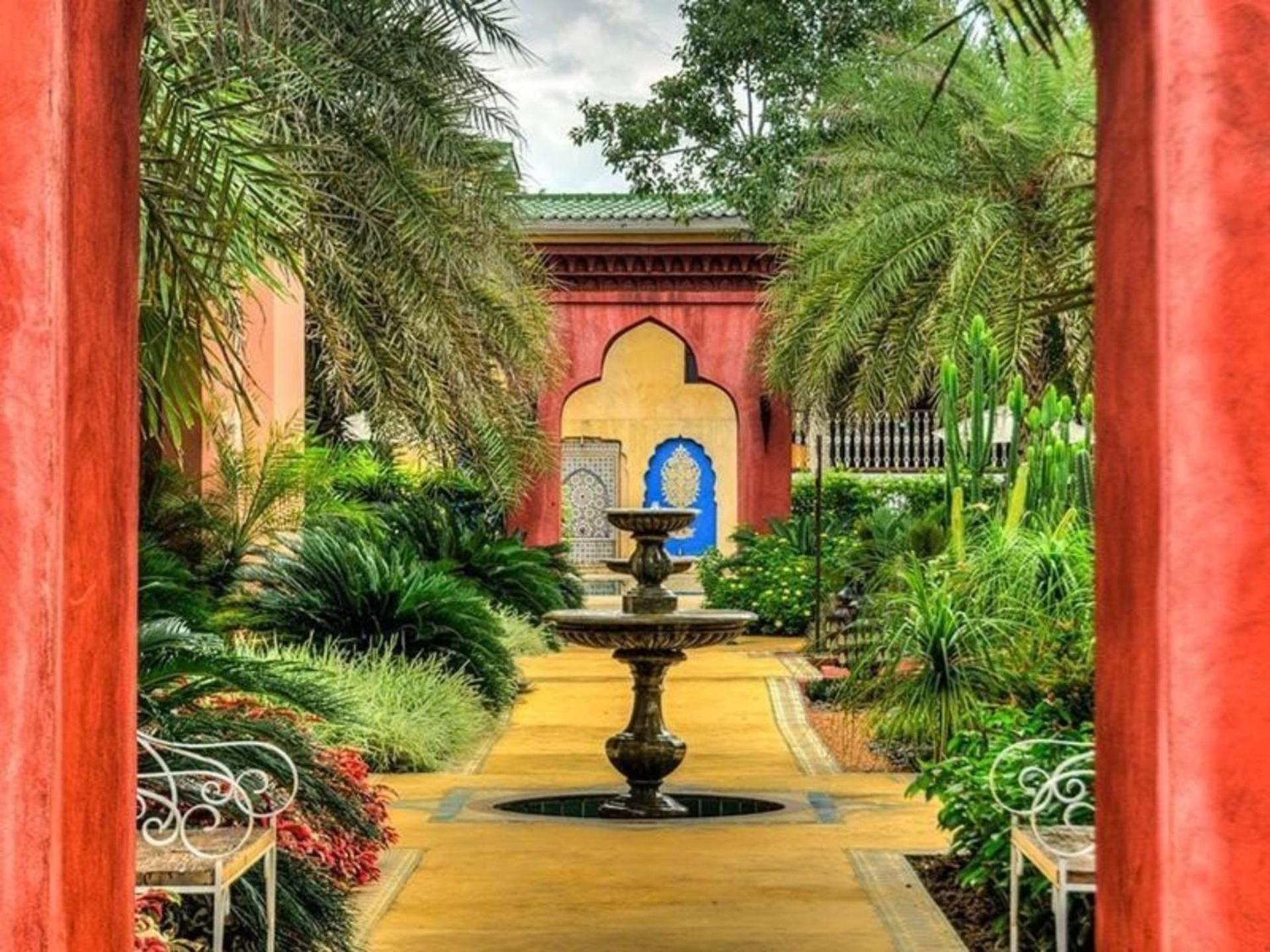 Sheik Istana Hotel Chiangmal 치앙마이 외부 사진