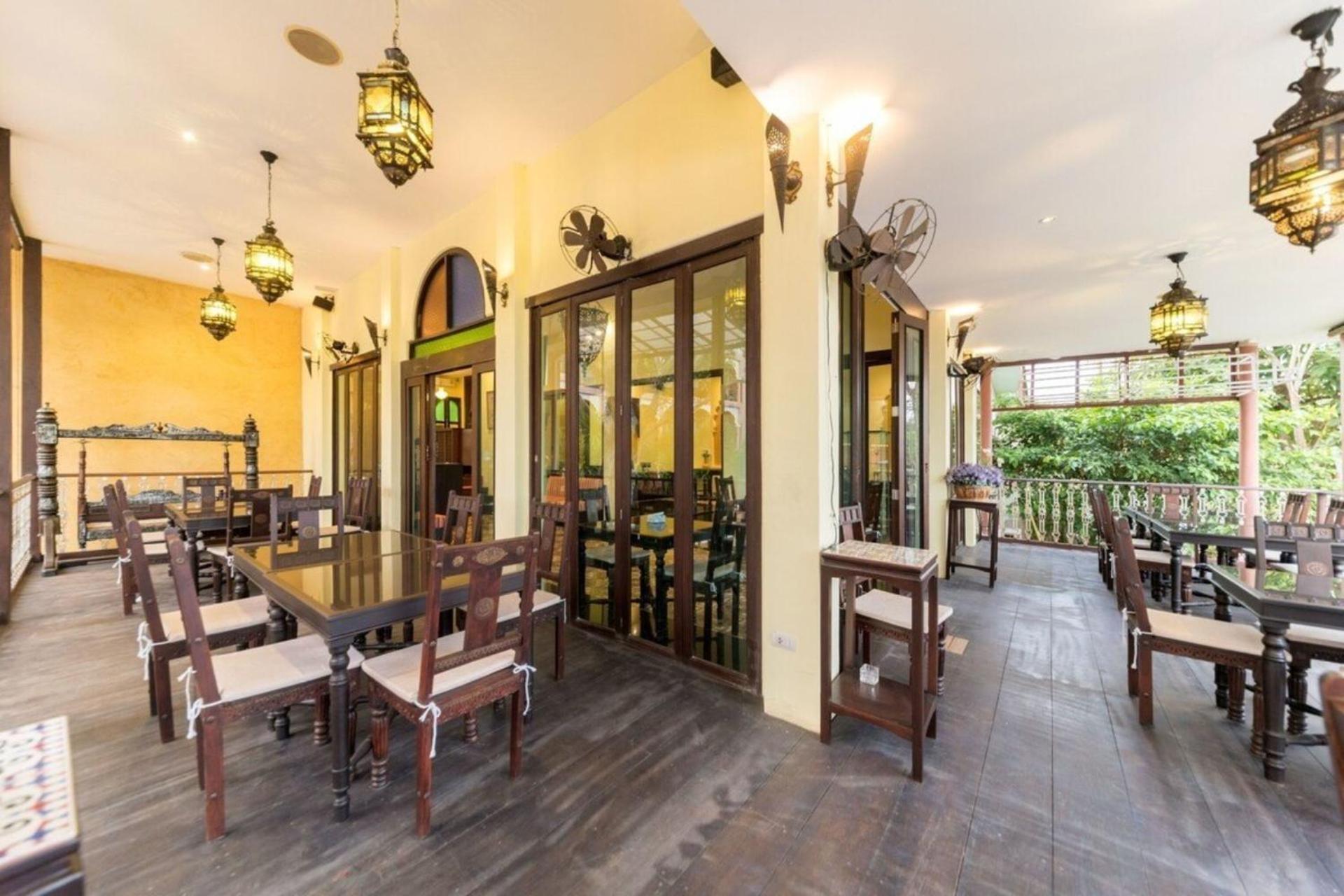 Sheik Istana Hotel Chiangmal 치앙마이 외부 사진