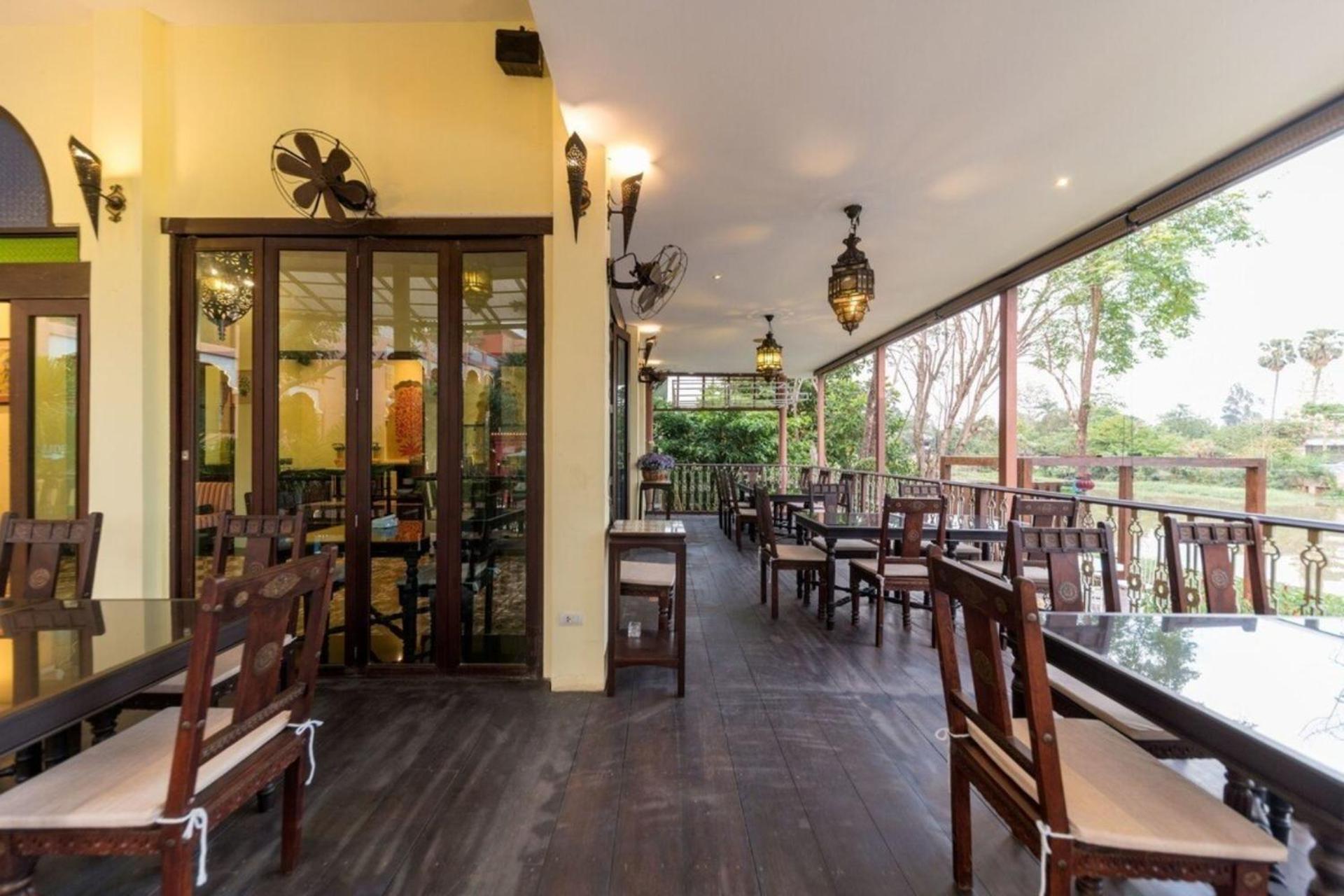 Sheik Istana Hotel Chiangmal 치앙마이 외부 사진
