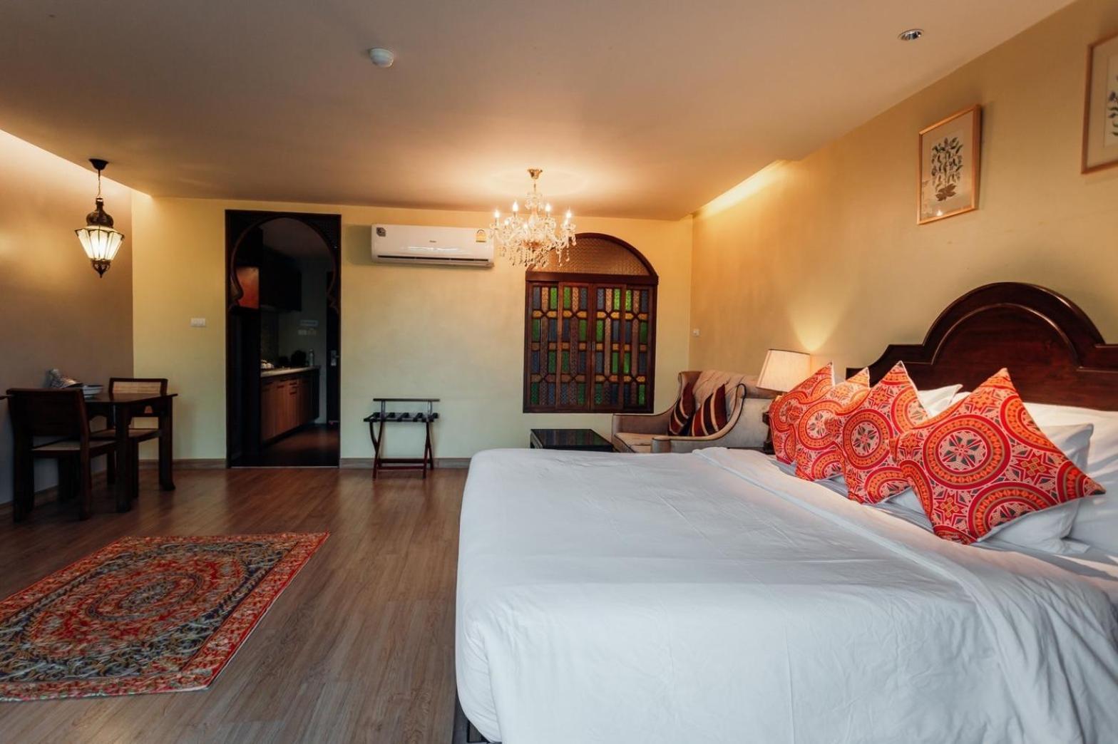 Sheik Istana Hotel Chiangmal 치앙마이 외부 사진