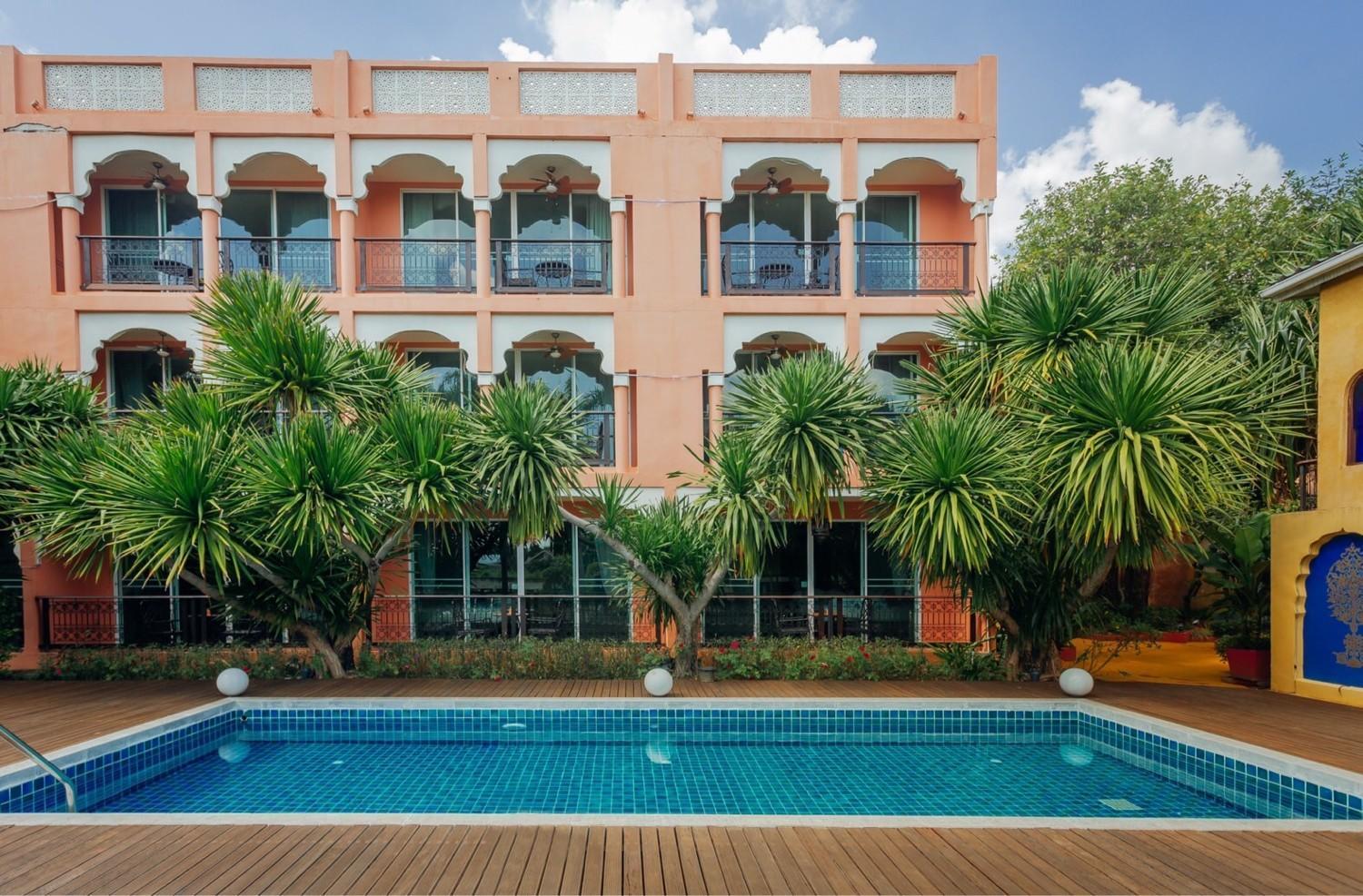 Sheik Istana Hotel Chiangmal 치앙마이 외부 사진