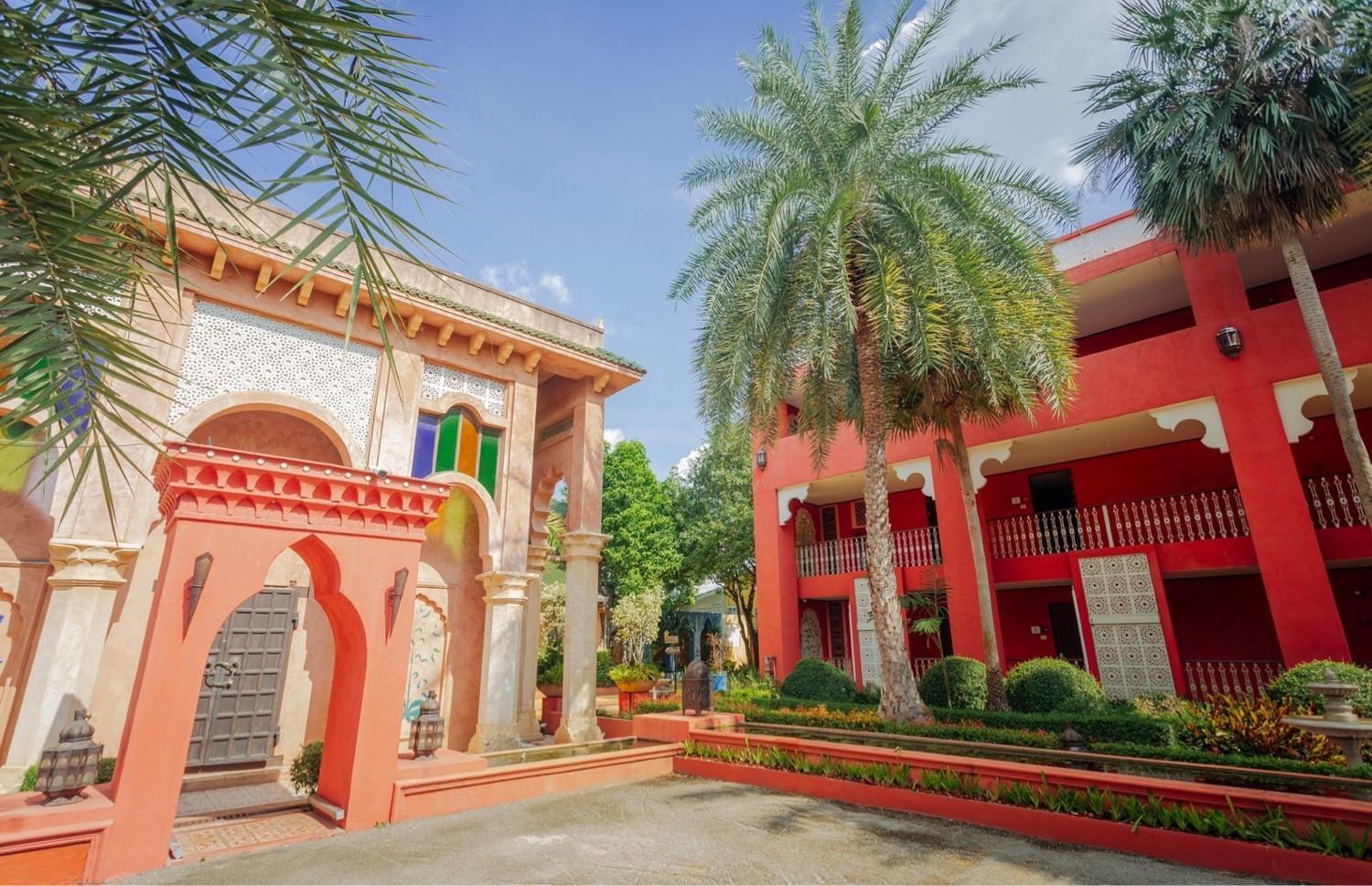 Sheik Istana Hotel Chiangmal 치앙마이 외부 사진
